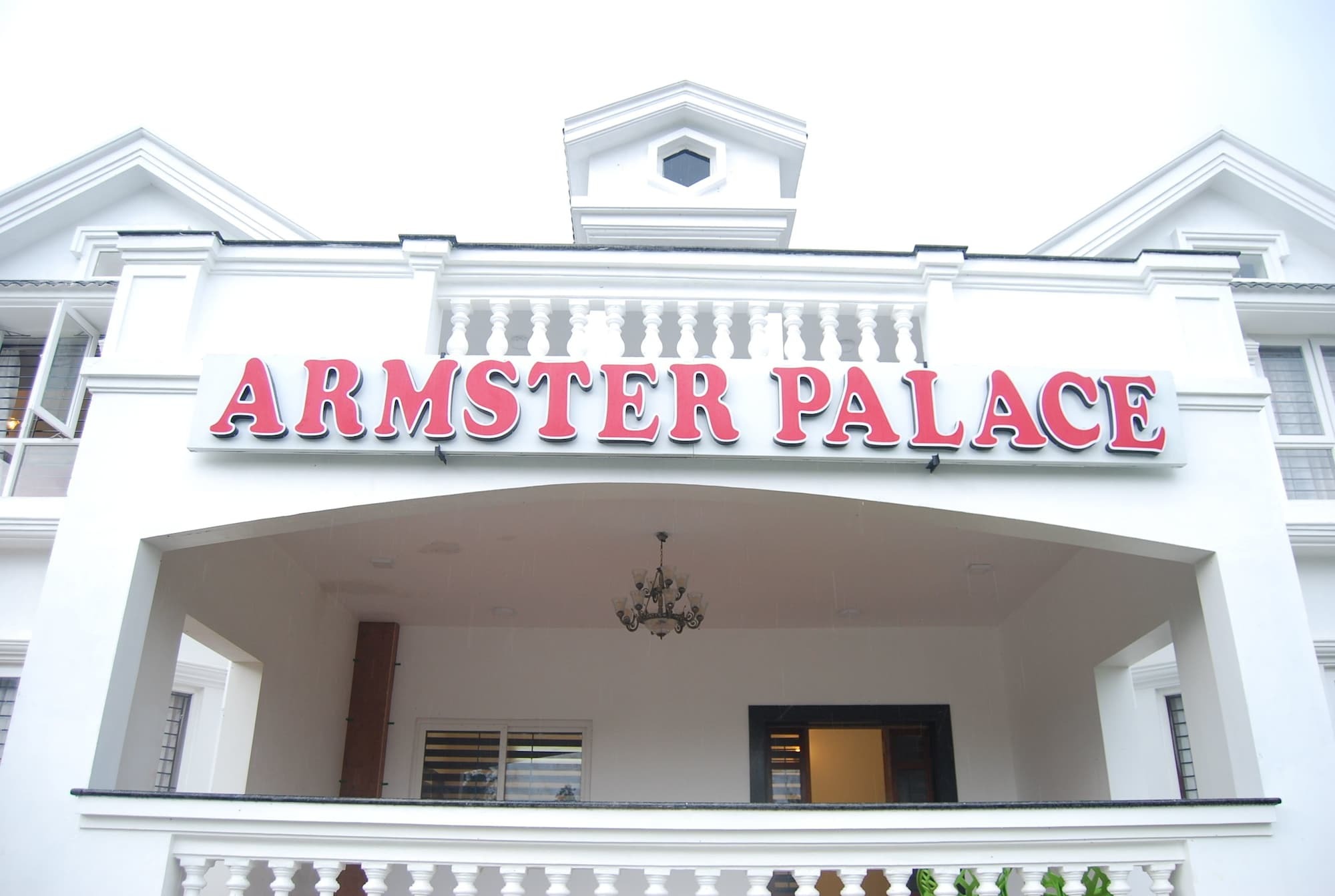Armster Palace 우티 외부 사진